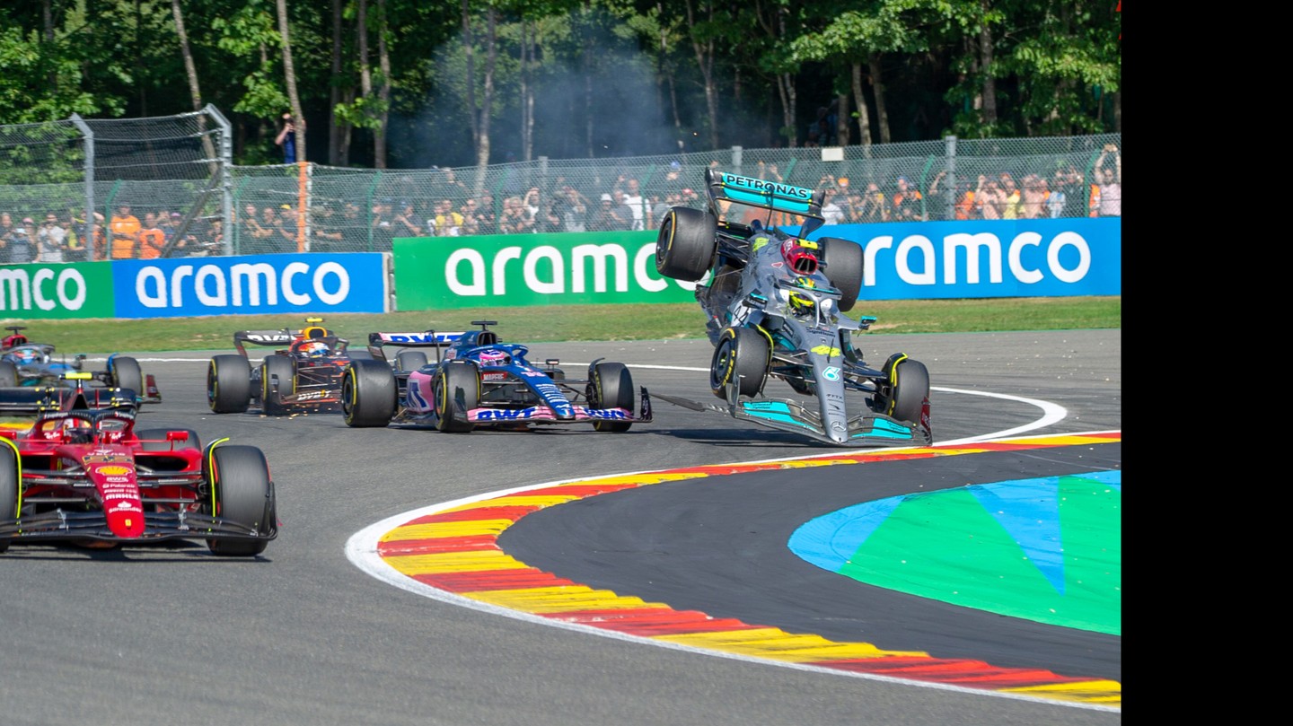 flying @lewishamilton 
by @dyrievangheluwe 
@spafrancorchampscircuit 2022